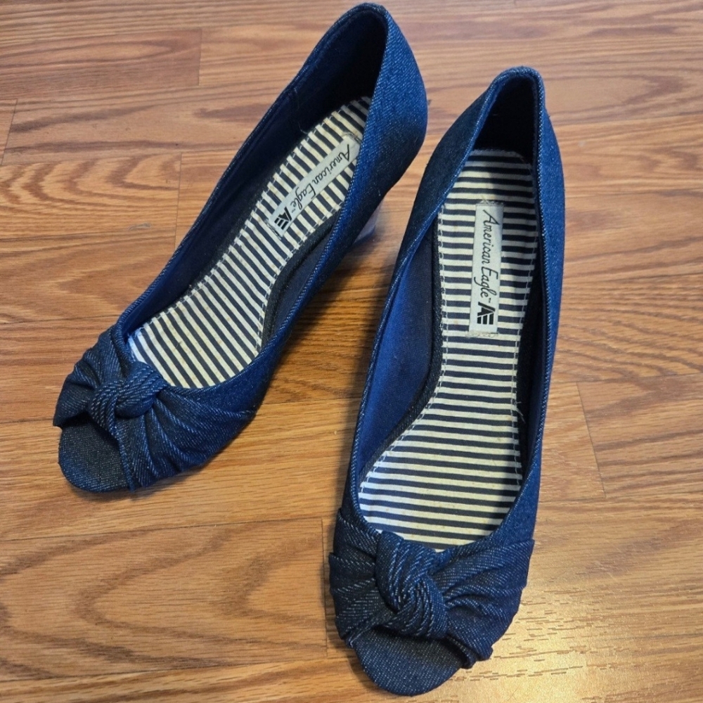 American Eagle Blue Peep Toe Wedges Size 9 1/2